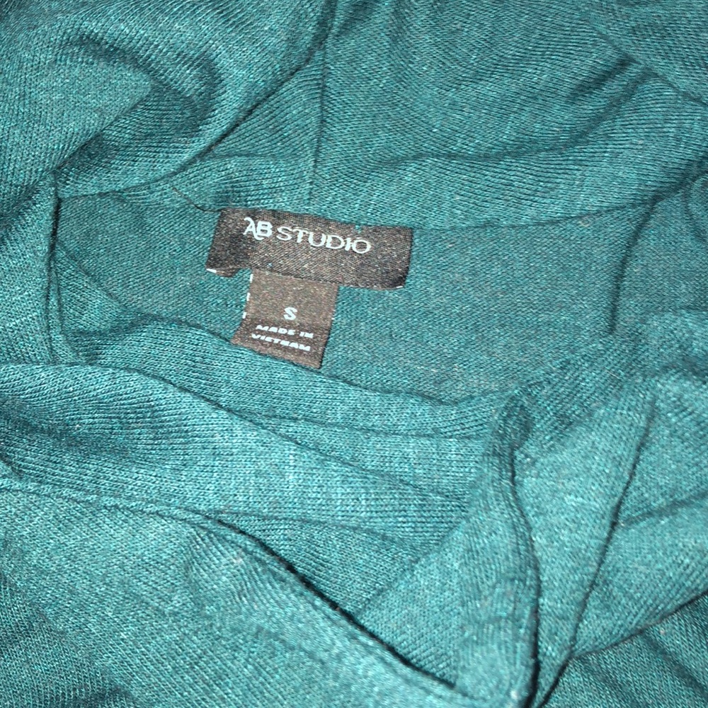Turtle neck - Picture 2 of 2